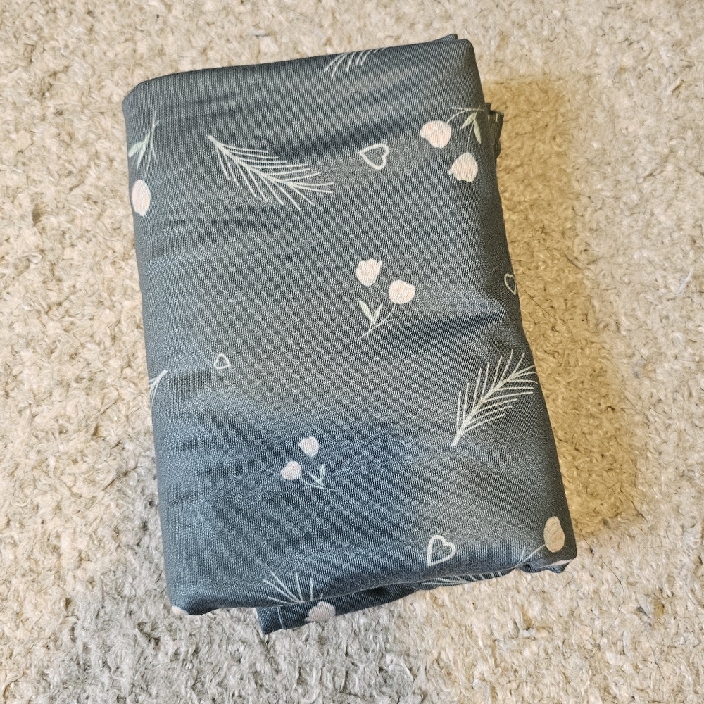Floral Green Breasfeeding/Car Seat Cover